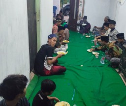 Keluarga Besar Gelar Doa Bersama Mengenang 100 Harinya  Almarhum Ibu Darsini