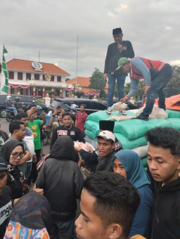 Aliansi Madura Indonesia Giat Bagikan 1200 Sembako di Bulan Suci Romadhan