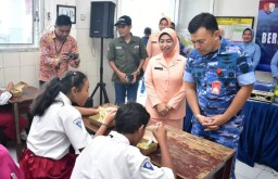 Sukseskan Program Pemerintah Lanud Muljono Laksanakan Makan Bergizi Gratis Kepada Siswa Sekolah Angkasa