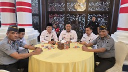 Lapas Narkotika Kelas IIA Pamekasan Menghadiri Kegiatan Pemusnahan Barang Bukti Narkotika dan Deklarasi Anti Narkoba di Kabupaten Sampang