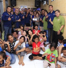 DPW FP-NTT Jatim Berbagi Kasih Anak Yatim Piatu dan Panti Jompo