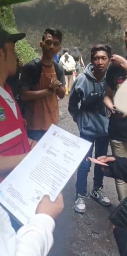 Pungli Brutal Meresahkan Pengunjung  di Wisata Tumpak Sewu, Polda Jatim Didesak Bertindak Cepat
