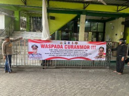 Polres Pelabuhan Tanjung Perak Gencarkan Himbauan Kamtibmas, Spanduk Waspada Curanmor Tersebar di 5 Wilayah Polsek