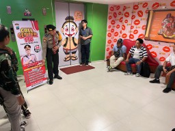 Polres Batu Gencar Sosialisasikan Layanan Call Center 110 Sasar Lokasi Wisata Hingga Perkampungan