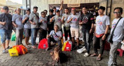 Jurnalis KOMPAK Kurban Dua Sapi dan Tiga Kambing di Surabaya Idul Adha 2025