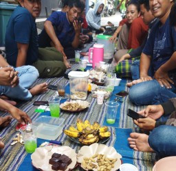 Keluarga Besar Sumirah Gelar Arisan Rutin 1 Bulan Sekali