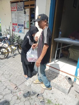 Ketua 04 Wonokromo Melaksanakan Qurban Idul Adha 1446 H, 2 Ekor Sapi di Bagikan untuk Warga Surabaya