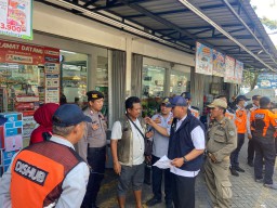 Polres Gresik Tertibkan Parkir Liar, Sejumlah Jukir Tak Terdaftar Ditemukan