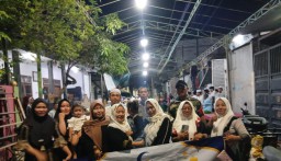 Semarakkan Tahun Baru Islam Lewat Pawai Obor dan Tradisi 1 Suro oleh Warga Tambak Pring Surabaya