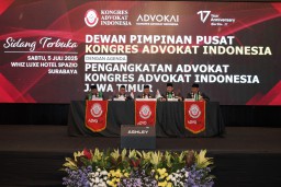 Pengangkatan Puluhan Advokat Baru di Surabaya Langsung di Hadiri DPP Kongres Advokat Indonesia