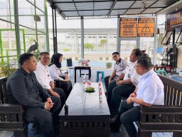 Tinjau Pengamanan &amp; Layanan, Kabid Perawatan, Pengamanan, dan Kepatuhan Internal Kanwil Ditjen Pemasyarakatan Jatim Puji Kinerja Lapas Narkotika Pamekasan