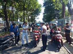 Bapenda Gelar Operasi Gabungan Bersama Polsek Jambangan Surabaya