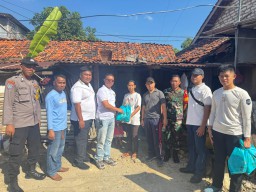 Lapas Narkotika Pamekasan Gelar Bakti Sosial: 150 Paket Sembako Disalurkan kepada Masyarakat yang Membutuhkan