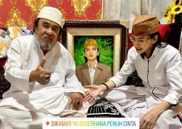 Sapuan Ruhani Pak Antock Adi Krisdianto
