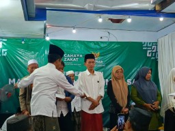 Baznas Sampang Gelar Maulid Nabi dan Salurkan Bantuan