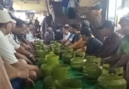 Dari Gunungan hingga Tabung Gas Cerita Unik Maulid Nabi di Nusantara