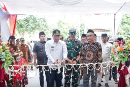 Bupati Sampang Resmikan Program Makan Bergizi Gratis di Kecamatan Jrengik