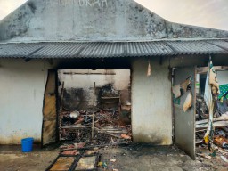 Kebakaran Hanguskan Toko di Geger, Kasihumas Polres Bangkalan Beberkan Kronologinya