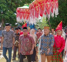 Kasat Resnarkoba Polres Takalar AKP Andi Aldiansyah Meriahkan Maudu Langgaraka di Mesjid Sayyed Djalaluddin