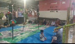 Warga Kampung Banyurip Wetan Surabaya Gelar Maulid Nabi