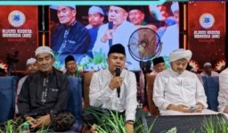 Tabligh Akbar AMI Berlangsung Meriah, Ribuan Jemaah Berdoa Untuk Keamanan Kota Surabaya dan Jawa Timur