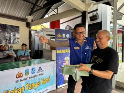 Polantas Menyapa”, Inovasi Samsat Surabaya Barat Dekatkan Polisi dengan Masyarakat