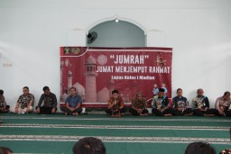 Tebar Berkah di Hari Jumat, Lapas I Madiun Gelar Kegiatan Menjemput Rahmat