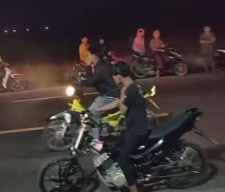 Warga Resah, Tiap Malam Minggu Jalan Lomaer - Blegah Dijadikan Balap Liar
