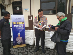 Layanan Wajib  Pajak Kini Lebih Dekat, Ramah, dan Cepat, Polantas Menyapa Hadir di Samsat Surabaya Utara