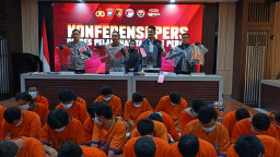 Polres Pelabuhan Tanjung Perak Berhasil Ungkap Kasus Dari Target Operasi Pekat Selama 12 Hari, 45 Tersangka Diamankan