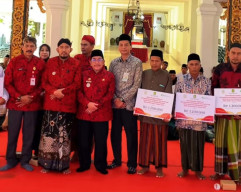 Guru Ngaji, Penyangga Moral Generasi Muda: Pemkab Sumenep Salurkan Tunjangan Kehormatan