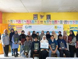 Program Tebus Ijazah YBM PLN UIP JBTB Bantu Gen Z Melangkah ke Dunia Kerja dan Perkuliahan 