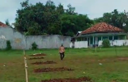 Tolak Pembangunan Gedung Koperasi Merah Putih: Lapangan Sepak Bola Terancam Hilang, Masa Depan Pemuda Dipertaruhkan