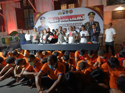 Polrestabes Surabaya Ungkap 43 Kasus Curanmor, 42 Tersangka Berhasil Diamankan