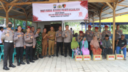 Reserse Presisi Hadir untuk Warga, Polres Nganjuk Gelar Bansos dan Bakkes di Wisata Lumban Pinggir Kali