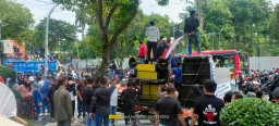Jagal dan Pekerja RPH Pegirian Demo di DPRD Surabaya, Tuntut Pembatalan Rencana Pemindahan