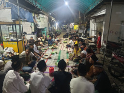 Warga Dukuh Kalikendal Surabaya Gelar Tahlilan 3 Harinya Anggota PDI