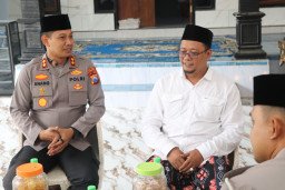 Polri Rangkul Ulama, Kapolres Sumenep Sambangi Ketua PCNU di Guluk-Guluk