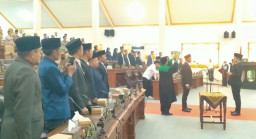 ‎Rapat Paripurna DPRD Sampang Lantik Jauhari sebagai PAW Fraksi NasDem ‎