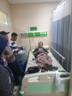 Keluarga Besar LSM ASB Jenguk Pendiri ASB di Rawat RSI Surabaya