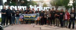 Terus Berbuat Baik,  Media Berita Cakrawala Gelar Bagi Takjil Dan Berbuka Bersama