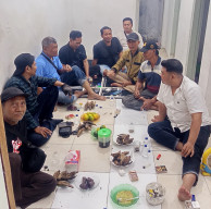 Rekan Satu Pena Kunjungi Rumah Baru Rekannya di Simo Pronajaya Surabaya