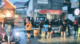 Bonek Simo Rejo Fun Soccer Bersama Majelis Sirotol Mustaqim Wani Berbagi Kebaikan di Bulan Ramadhan 1447 H