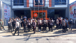 Pengamanan Aksi Unjuk Rasa Disiapkan Oleh Polsek Rungkut Surabaya Melibatkan Aparat Gabungan 