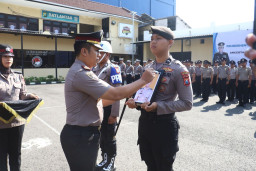 Polres Tanjung Perak PTDH Anggota, Kapolres Tekankan Penegakan Integritas