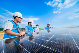 PLN Luncurkan Proyek PLTS Mentari Nusantara I 1,225 Gigawatt melalui Strategi Pengadaan Terintegrasi GIGA ONE