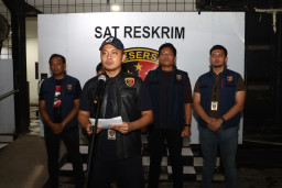 Polres Pelabuhan Tanjungerak Hadiahi Timah Panas Pelaku Jambret yang Sasar Wisatawan di Surabaya