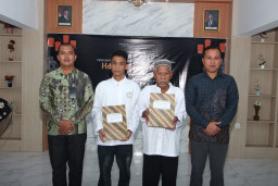 Harapan Baru, Lapas Kelas I Madiun Serahkan Remisi Khusus Waisak sebagai Bentuk Penghargaan atas Perubahan Perilaku