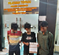 Terduga tersangka Indra Penjual Miras, Kini Di Laporkan Ke Polres Lamongan 