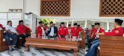 Abah Samsul Arifin Lantik Pengurus DPC Madas Sedarah Sampang, Tekankan Soliditas dan Pengabdian kepada Masyarakat